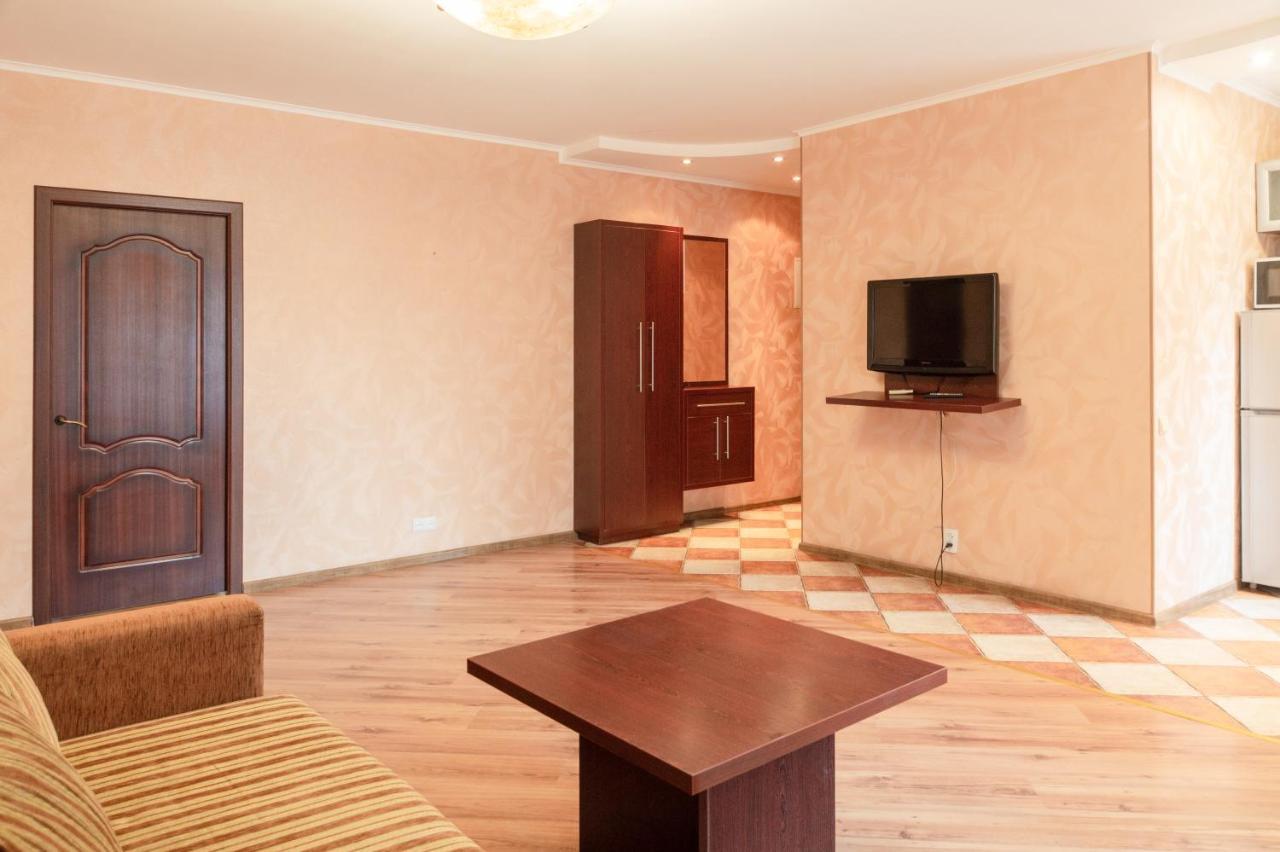 Apartment Triokhsviatytelskaya Street 3 Kyiv Exterior photo